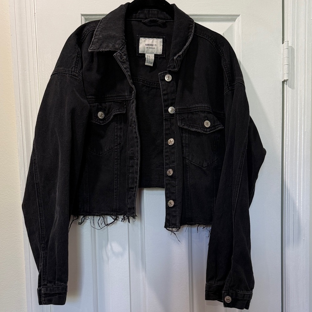 Forever 21 Black Cropped Denim Jacket